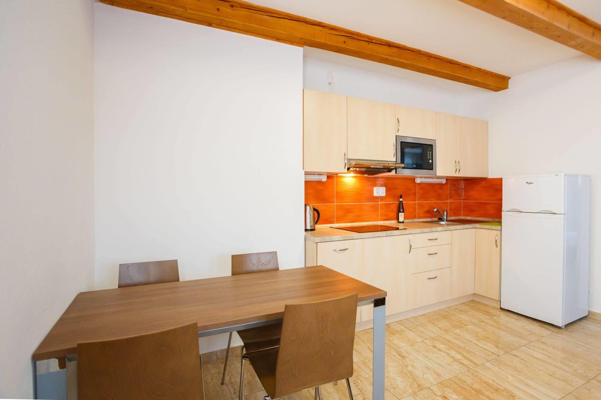 Apartmany Nad Rybnikem Železná Ruda Exteriör bild